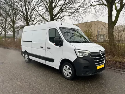 Renault Master 2.3 dCi * L2H2 *AIRCO * NAVI * CAMERA * 135 pk Renault Master 2.3 dCi * L2H2 *AIRCO * NAVI * CAMERA * 135 pk