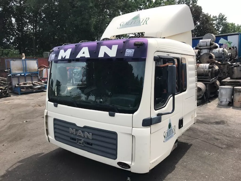 MAN TGA SLEEP CAB COMPLETE