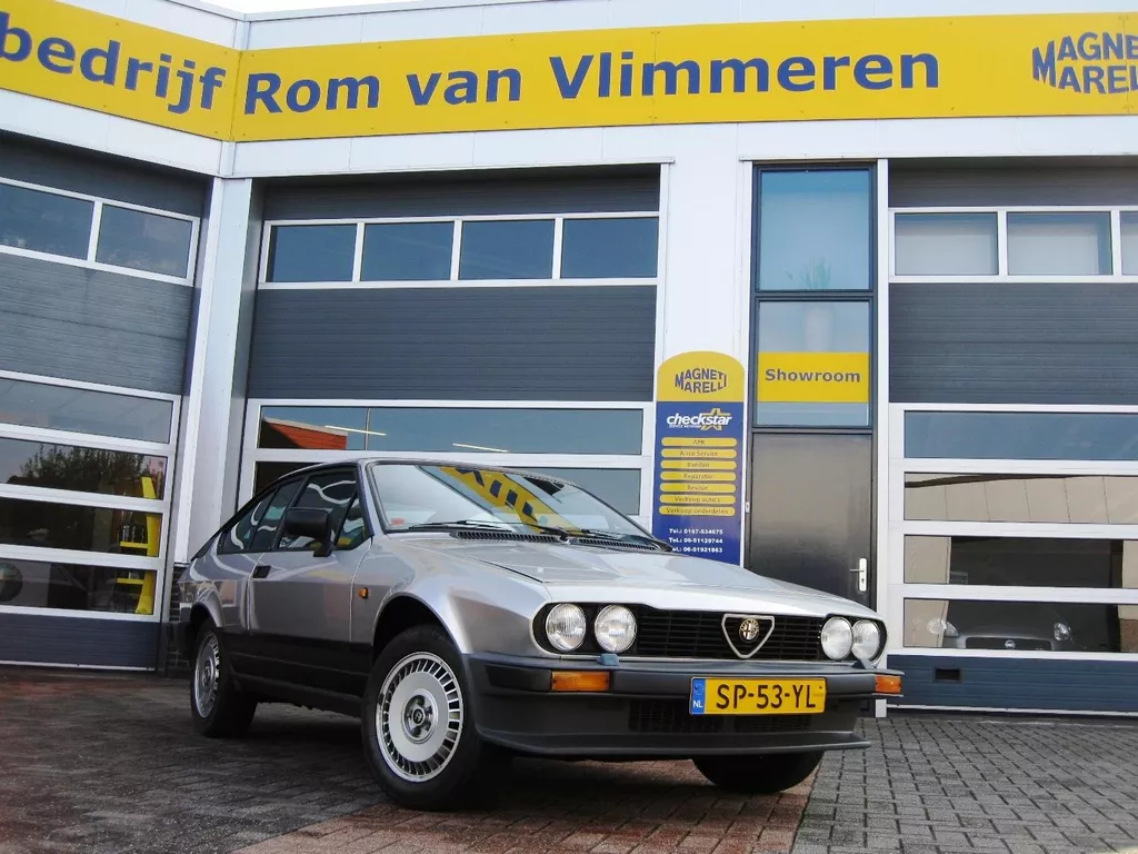 Alfa Romeo GTV 2.5 V6 Een klassieker in wording.