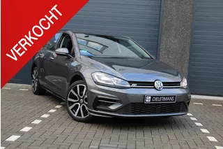 Volkswagen Golf 1.5 TSI Highline Business R Full LED | Apple Carplay | Afneembare trekhaak | Stoelverwarming | Alcantara bekleding | R-Line