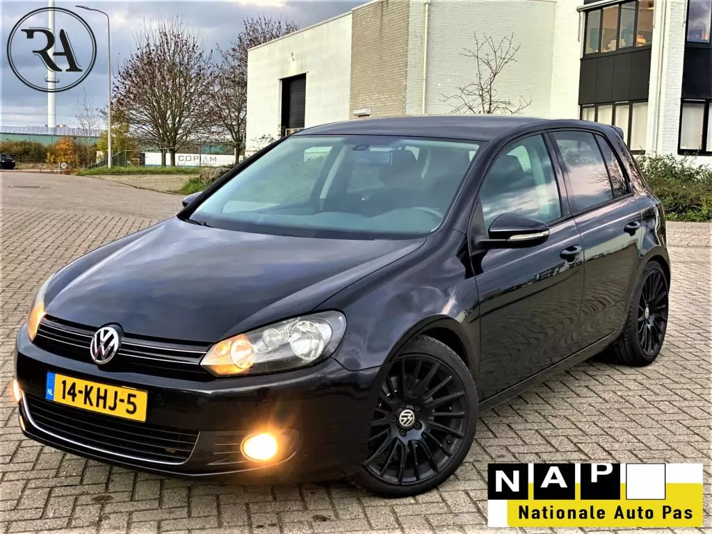 Volkswagen Golf 1.8 TSI Highline /NAP / NAVI / CLIMA /Cruise / Boekjes / VOL ! /Alcantara |