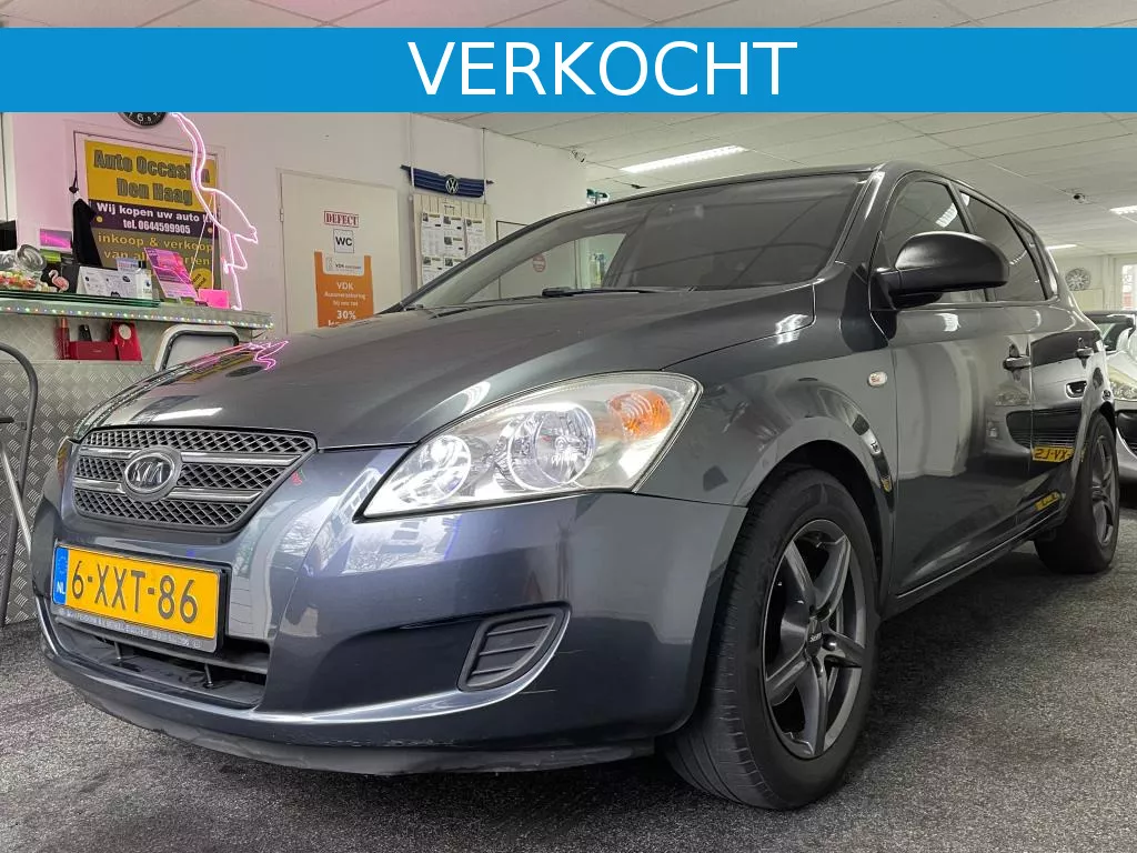 Kia Ceed VERKOCHT!!! Achteruit-Camera ELC Ramen N.A.P N.W. A.P.K Nette Auto Zeer Zuinig!!!