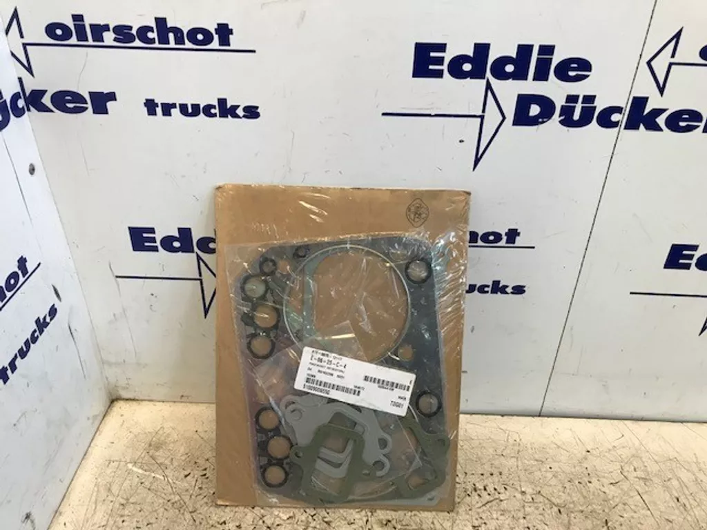 MAN 51.00900-6550 CYLINDER HEAD GASKET KIT D0824/D0826