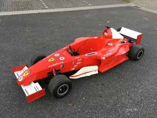 Ferrari F1 Formule 1 wagen Benzine