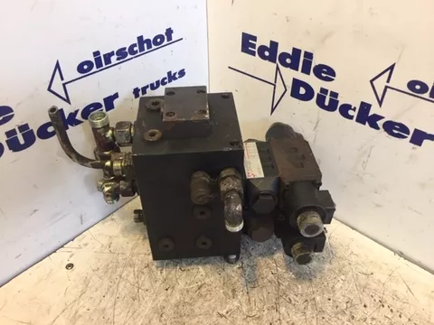 Ginaf OC101125599 HYDRAULISCHE VENTIELBLOK M3335-S 6X6