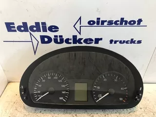 Mercedes-Benz Sprinter A9064468821 INSTRUMENT CLUSTER