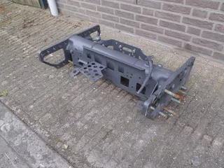 Mercedes-Benz Actros 9603104838 TRAVERSE CHASSIS MP4