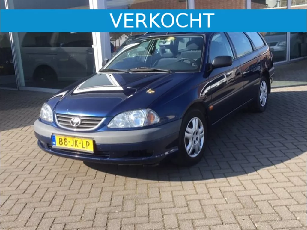 Toyota AVENSIS verkocht!