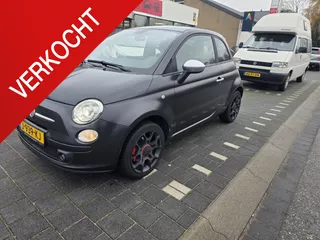 Fiat 500 1.4-16V Sport dit is een mooie mat zwarte fiat 500 met climatronic, half leer, sportvelgen, navigatie enz