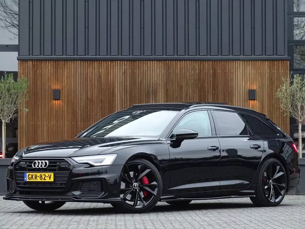 Audi A6 Avant 55 TFSI e 367PK Quattro / S6 Edition / Competition / LED