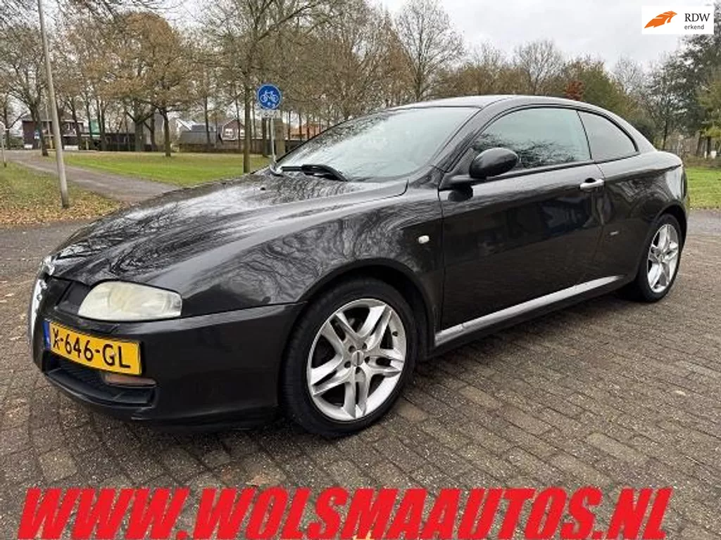 Alfa Romeo GT 2.0 JTS Distinctive