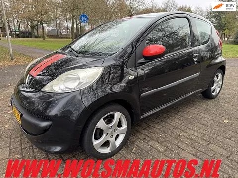 Peugeot 107 1.0-12V XR