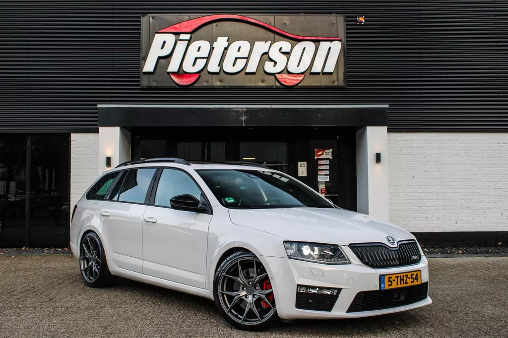 Skoda Octavia Combi 2.0 TSI RS PANO ACC NAP EXPORT/HANDEL