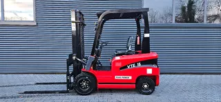 Wolf PLUS POWER VTE 15 electric forklift