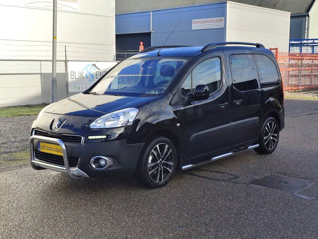 Peugeot Partner Tepee 1.6 VTi Family " Trekhaak "