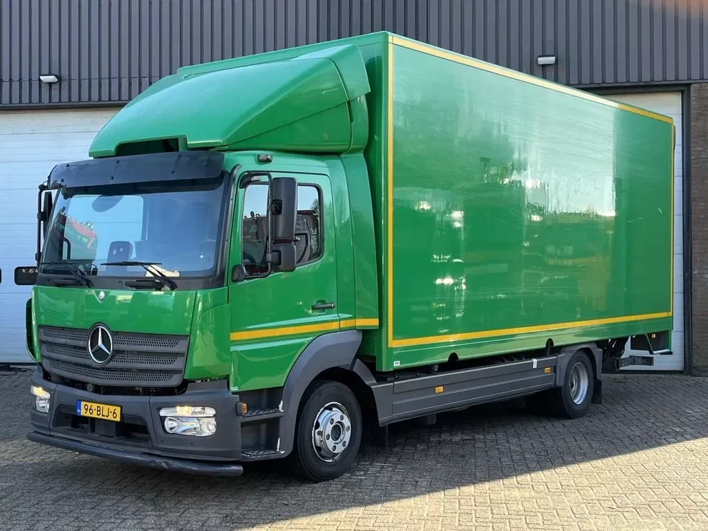 Mercedes-Benz Atego 1018 / Euro6 / LBW Laadklep / 251.364 km / 2018 / Airco / Zijdeur / Trap / Camera / NL Truck / Toegang zero emission zone