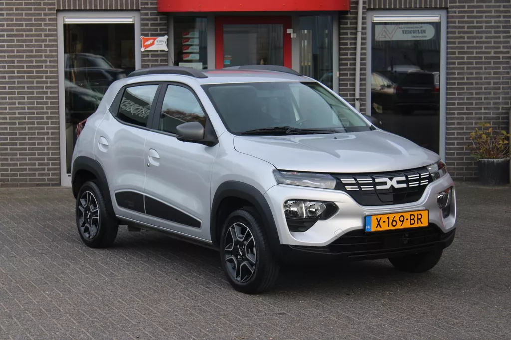 Dacia Spring Expression 27 kWh Navi/Camera/Leder