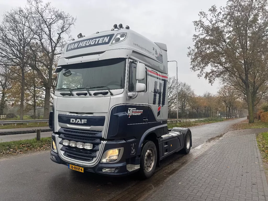 DAF XF 440 SUPERSPACE