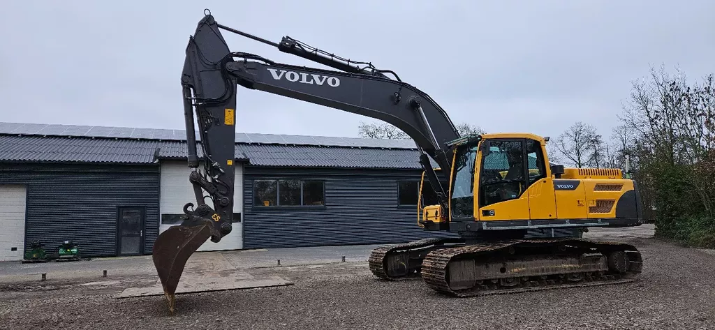 Volvo EC250 DL