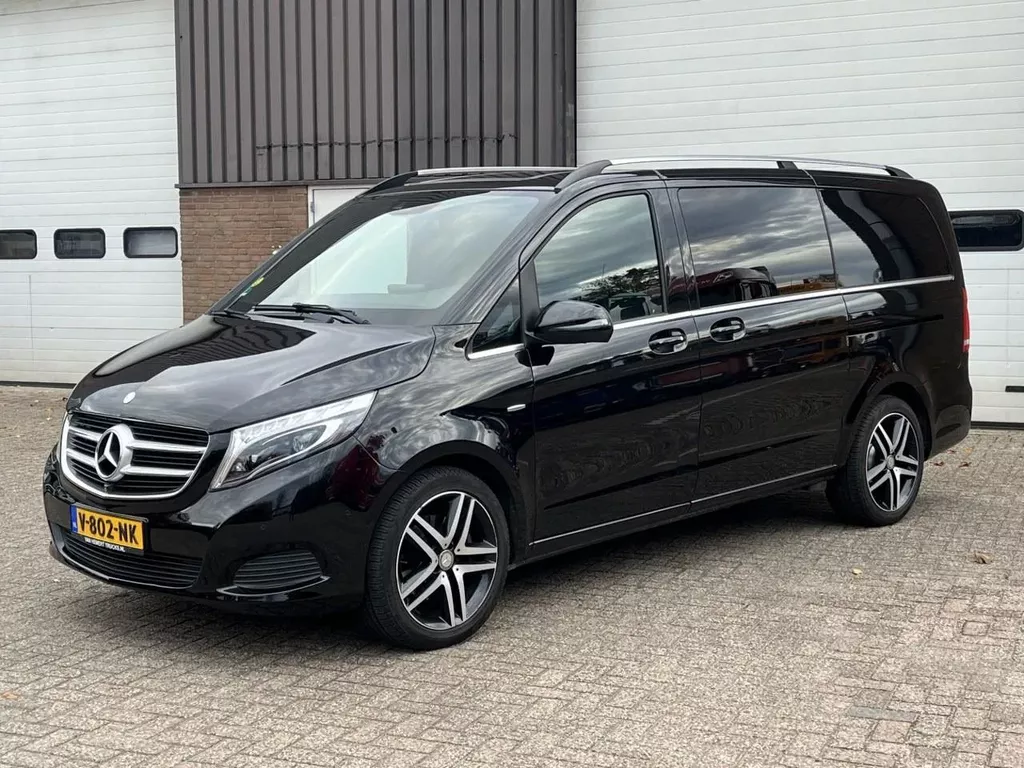 Mercedes-Benz V-Klasse V250 Dubb cabine / Avantgarde / Burmeister / Navi / 360 camera / Leather / Elec doors / Standkachel / Lang / Xenon / NL