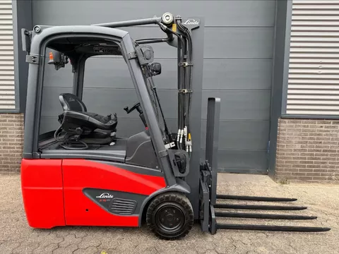 Linde E16C-02 1,6 ton elektrische heftruck