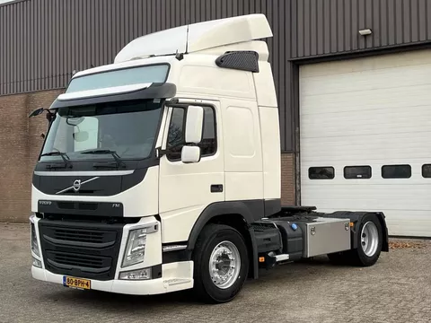 Volvo FM 330 / !! Only 72.891 km !! / Like NEW !!! / NL truck /