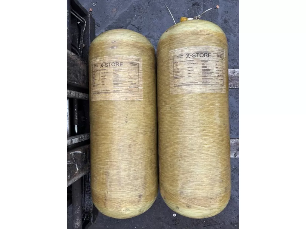 Diverse X-STORE CNG-TANK 90 LTR AH 390 HY 1