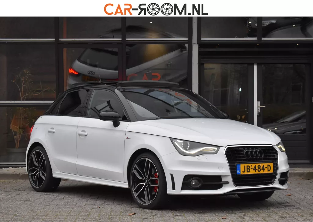Audi A1 Sportback 1.4 TFSI S Line Nw.Motor Kuipstoelen Xenon Led Pano DSG Miltech