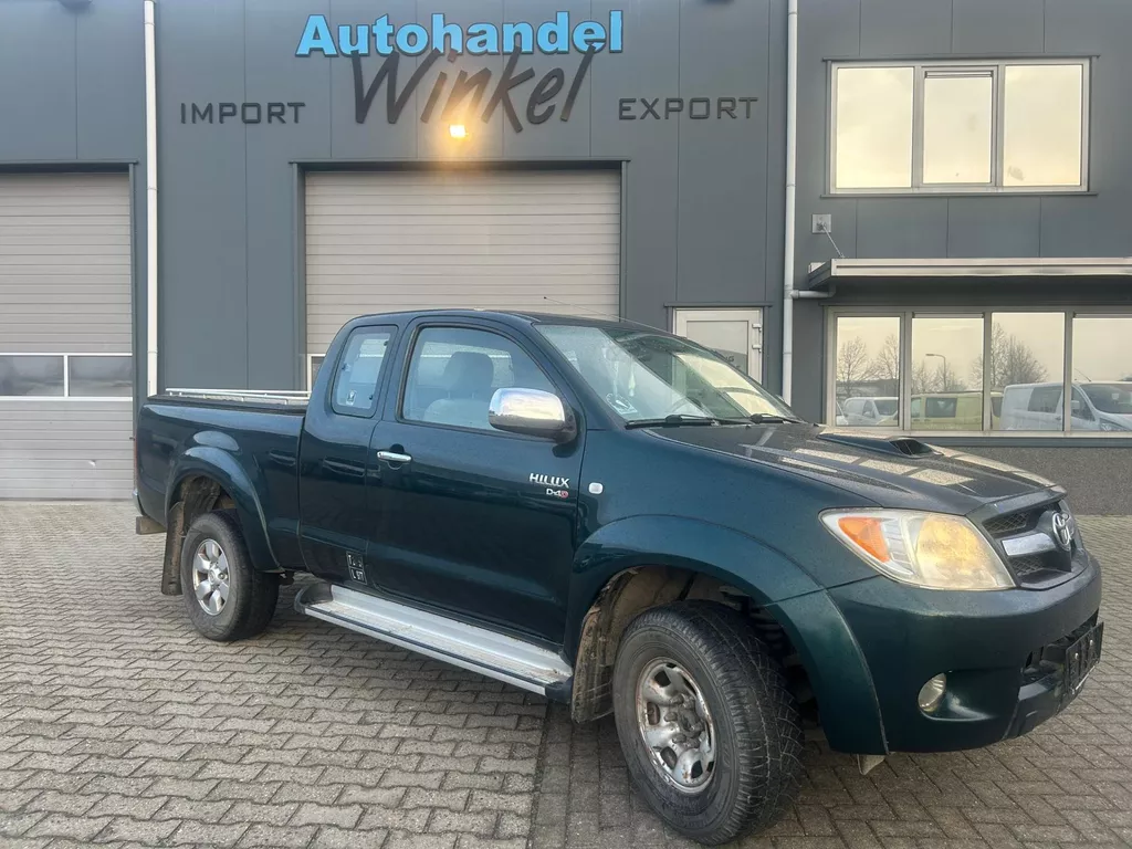 Toyota HiLux 2.5 D-4D Xtra Cab - 4x4