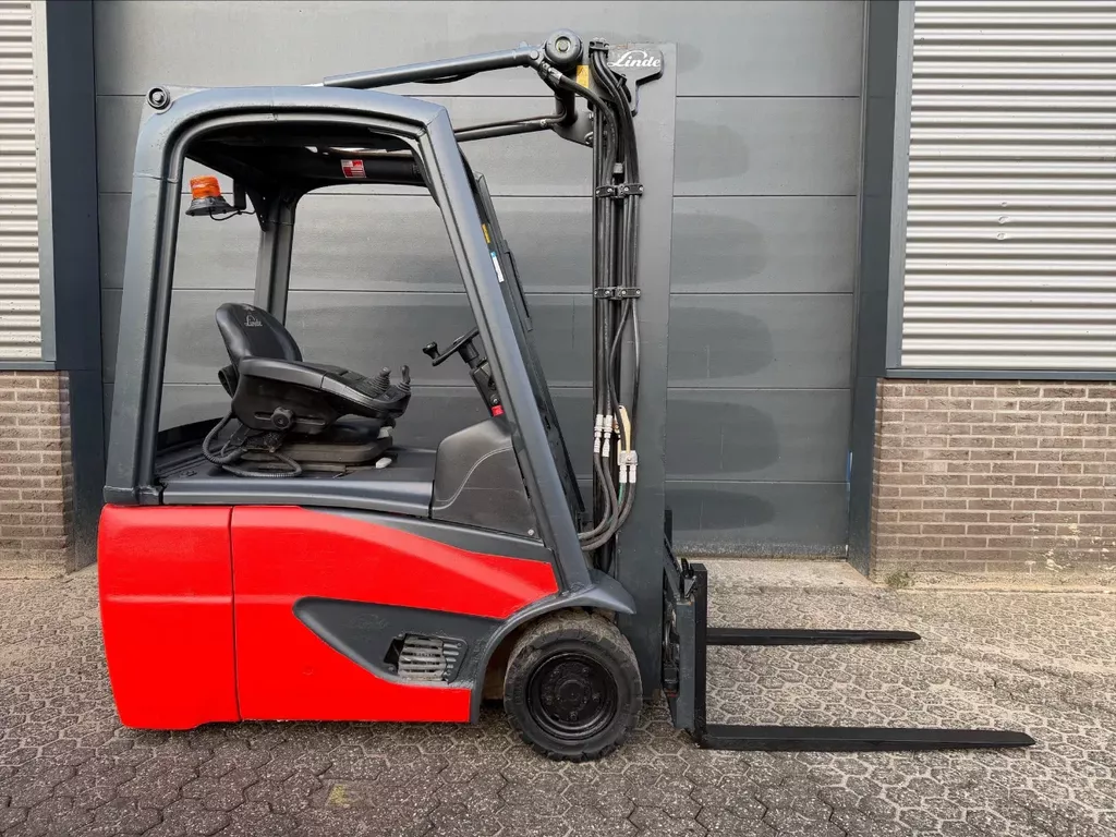 Linde E16-02 1,6 ton elektrische heftruck