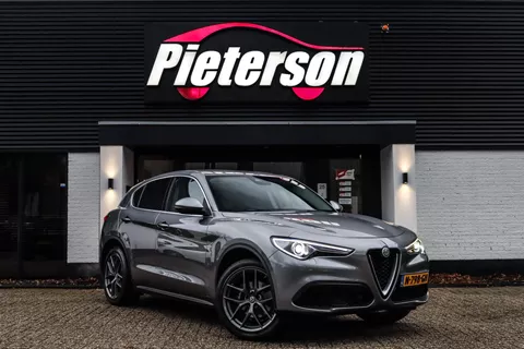Alfa Romeo Stelvio 2.0 T AWD First Edition MEMORY CAMERA