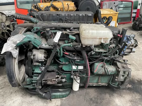 Volvo D12A420 (ENGINE IS NOT GOOD!!!)