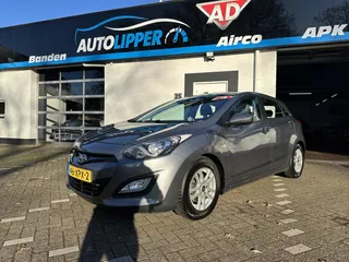 Hyundai i30 1.6 GDI i-Motion /Nieuwe apk bij aflevering/5 drs/All season banden/Trekhaak afneembaar