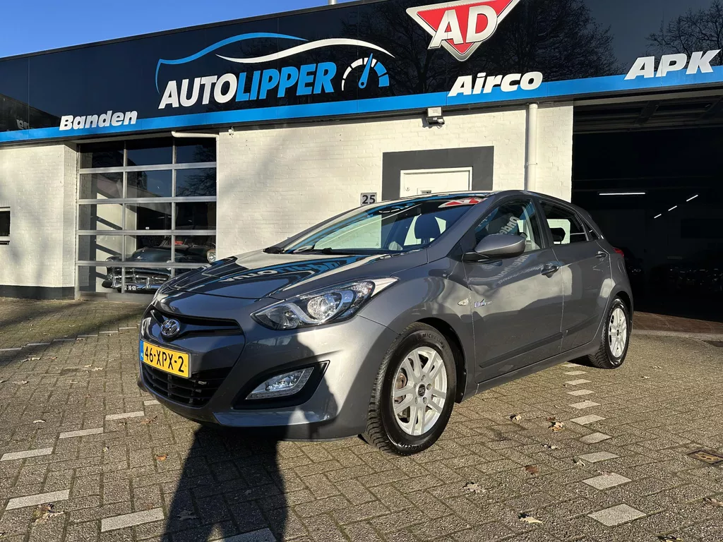 Hyundai i30 1.6 GDI i-Motion /Nieuwe apk bij aflevering/5 drs/All season banden/Trekhaak afneembaar