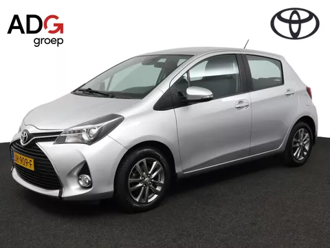 Toyota Yaris 1.3 VVT-i Trend | Airco | Cruise Control | Navigatie | Achteruitrijcamera | Bluetooth |