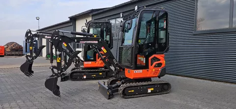 Rhinoceros Kubota XN20 B EN XN 25