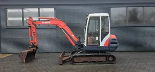 Kubota KX121-2