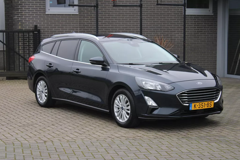 Ford Focus Wagon 1.0 EcoBoost Hybrid Titanium X Business Led/Camera/Navi