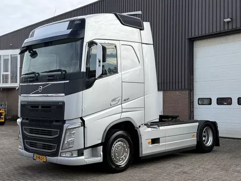 Volvo FH 460 / Full spoiler / 2 x Tank / Navi / NL Truck
