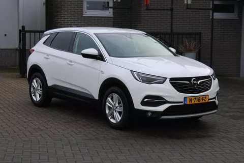 Opel Grandland X 1.2 Turbo Business Elegance Led/Camera/AppleAndroid