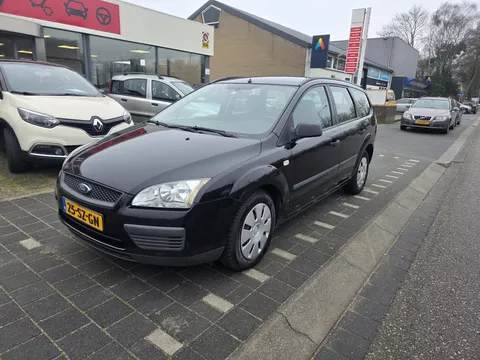 Ford Focus Wagon 1.6-16V Champion 5 deurs, airco, stationwagon