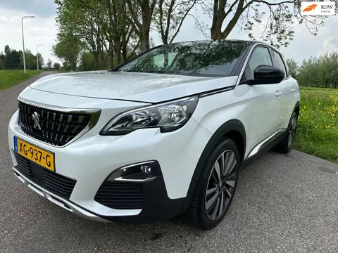 Peugeot 3008 1.2PureTechAllure|automaat|trekhaak|half leder