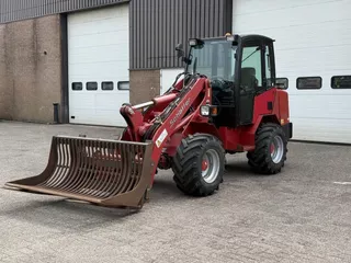 Sch&auml;ffer 5058 Z / 1798 uur / Ex Gemeente / Eigen kenteken / Forks + bucket