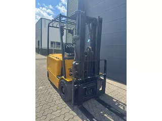Caterpillar EP25K 2,5 ton elektrische heftruck
