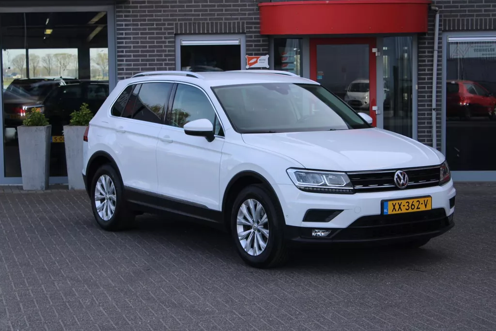 Volkswagen Tiguan 1.5 TSI Comfortline Business Clima/Camera/Adaptive/NL Auto!!