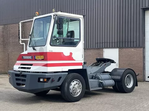 Terberg YT 180 / Rangeertrekker Terminaltrekker / Hefschotel / Eigen kenteken / 45km/h