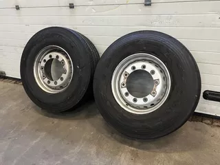 Dunlop 385/65R22.5 385/65R22.5 Band+Velg Dunlop 385/65R22.5 ET135 22.5x11.75 Dot 8-24