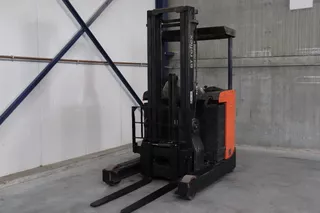 BT RRE160B 1,6 ton elektrische reachtruck
