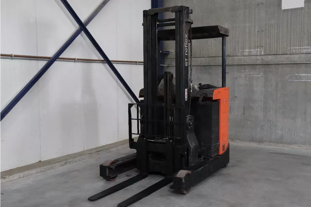 BT RRE160B 1,6 ton elektrische reachtruck
