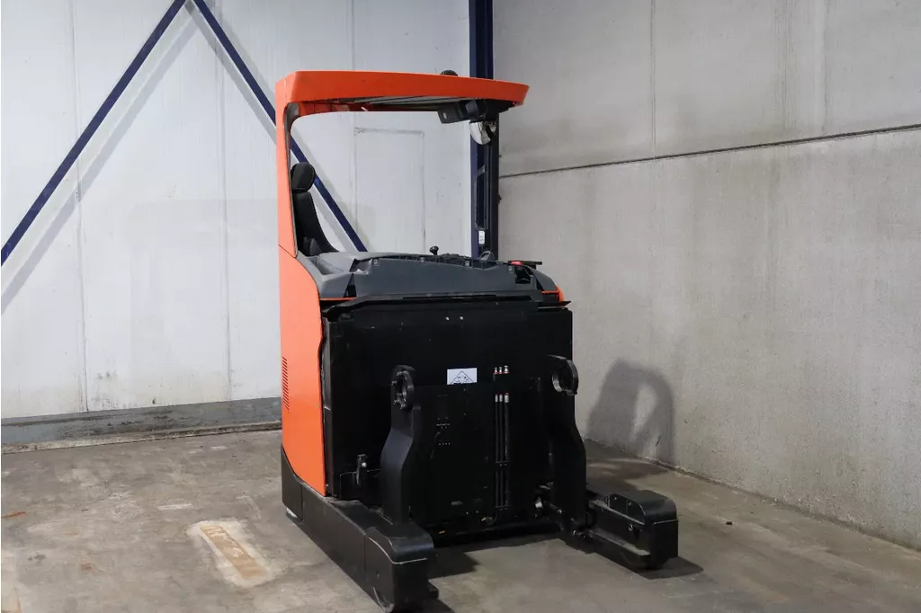BT RRE160H 1,6 ton elektrische reachtruck